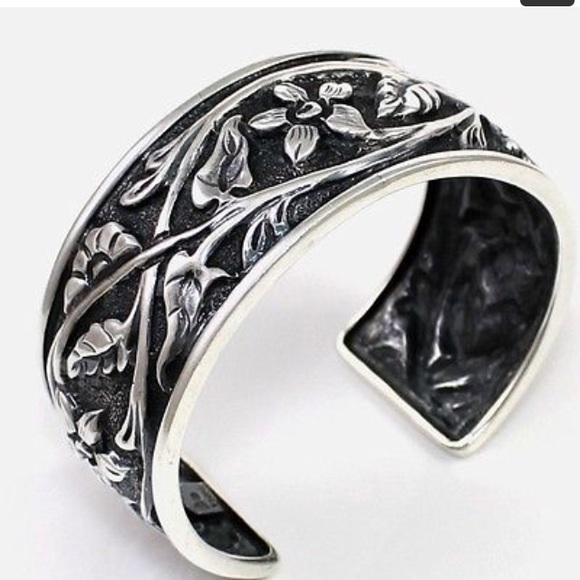 Silpada Jewelry - 🎉HP🎉Silpada Sterling Silver Garden Cuff Bracelet